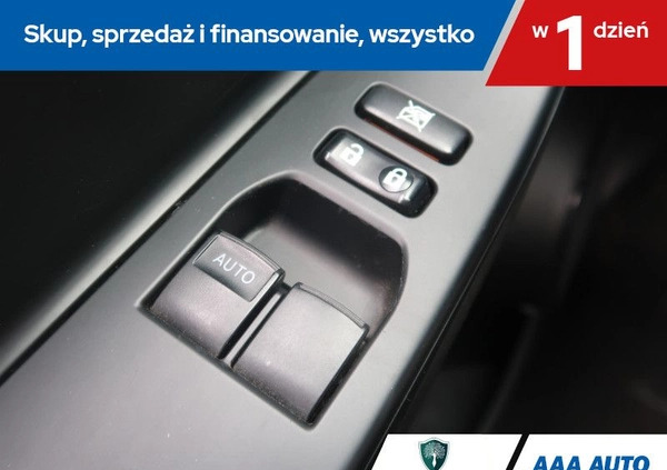 Toyota Yaris cena 59000 przebieg: 77121, rok produkcji 2018 z Sośnicowice małe 232